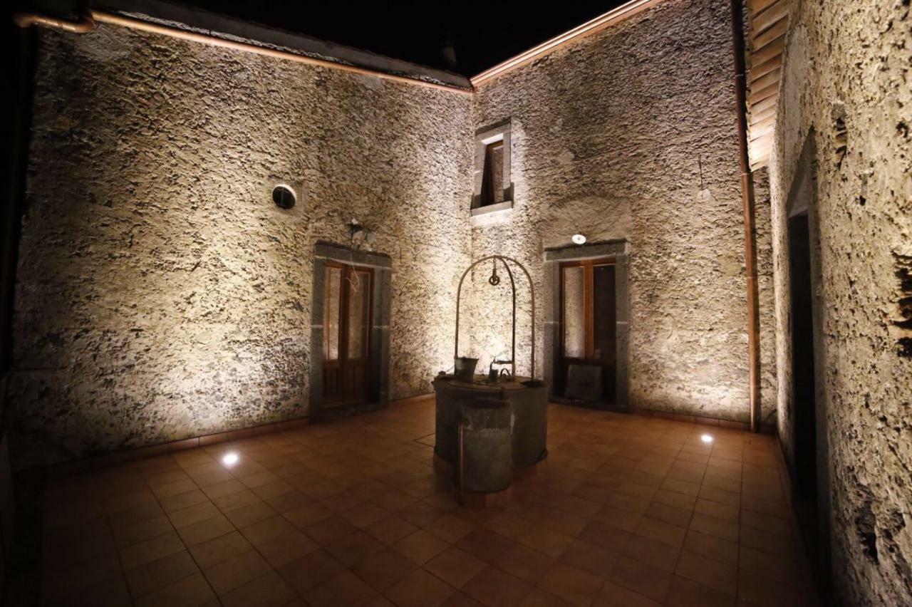Agriturismo Sole Di Sicilia Рандаццо Экстерьер фото